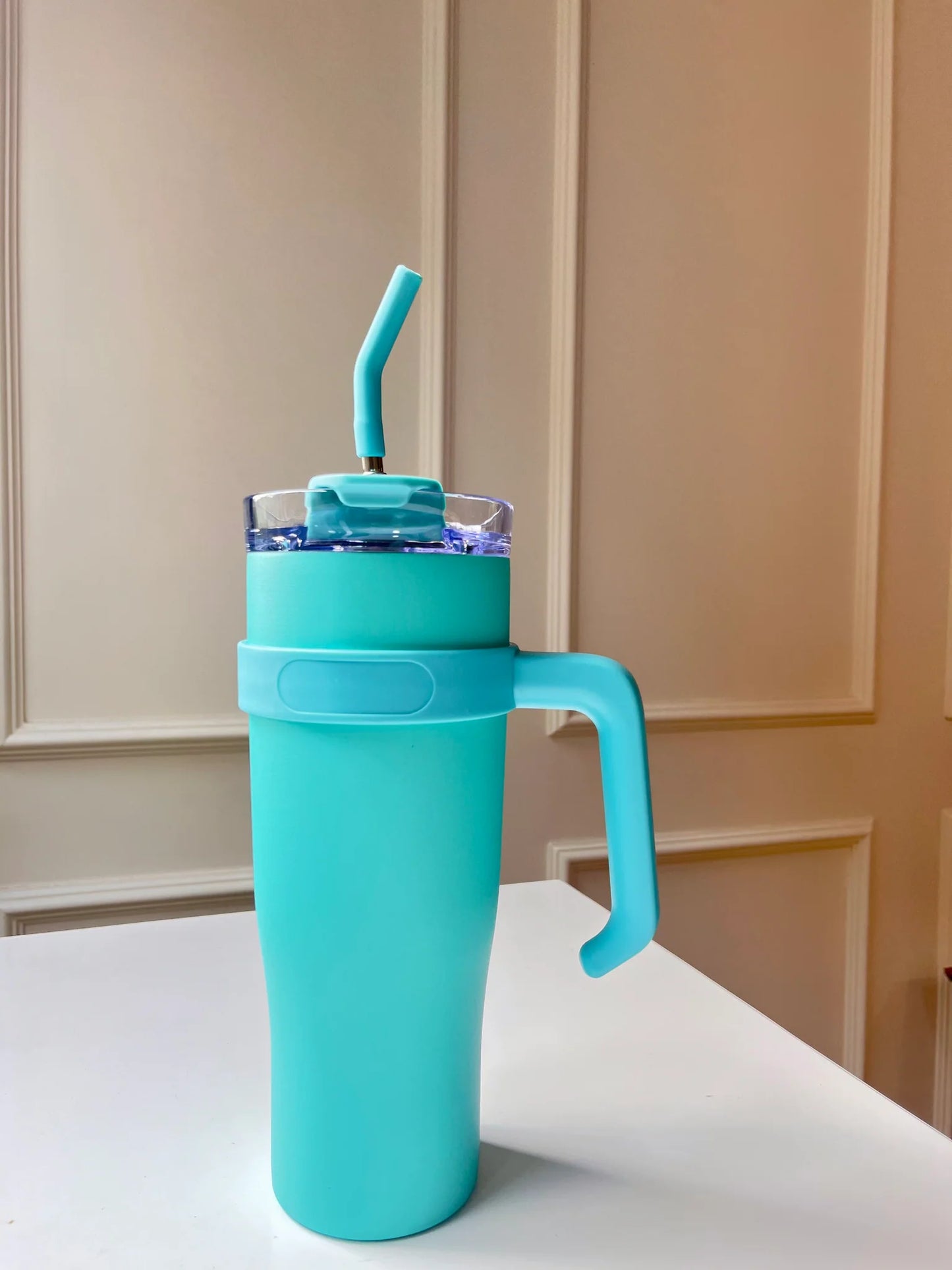 Ombre Jumbo Steel Tumbler with handle and straw 1200 ML