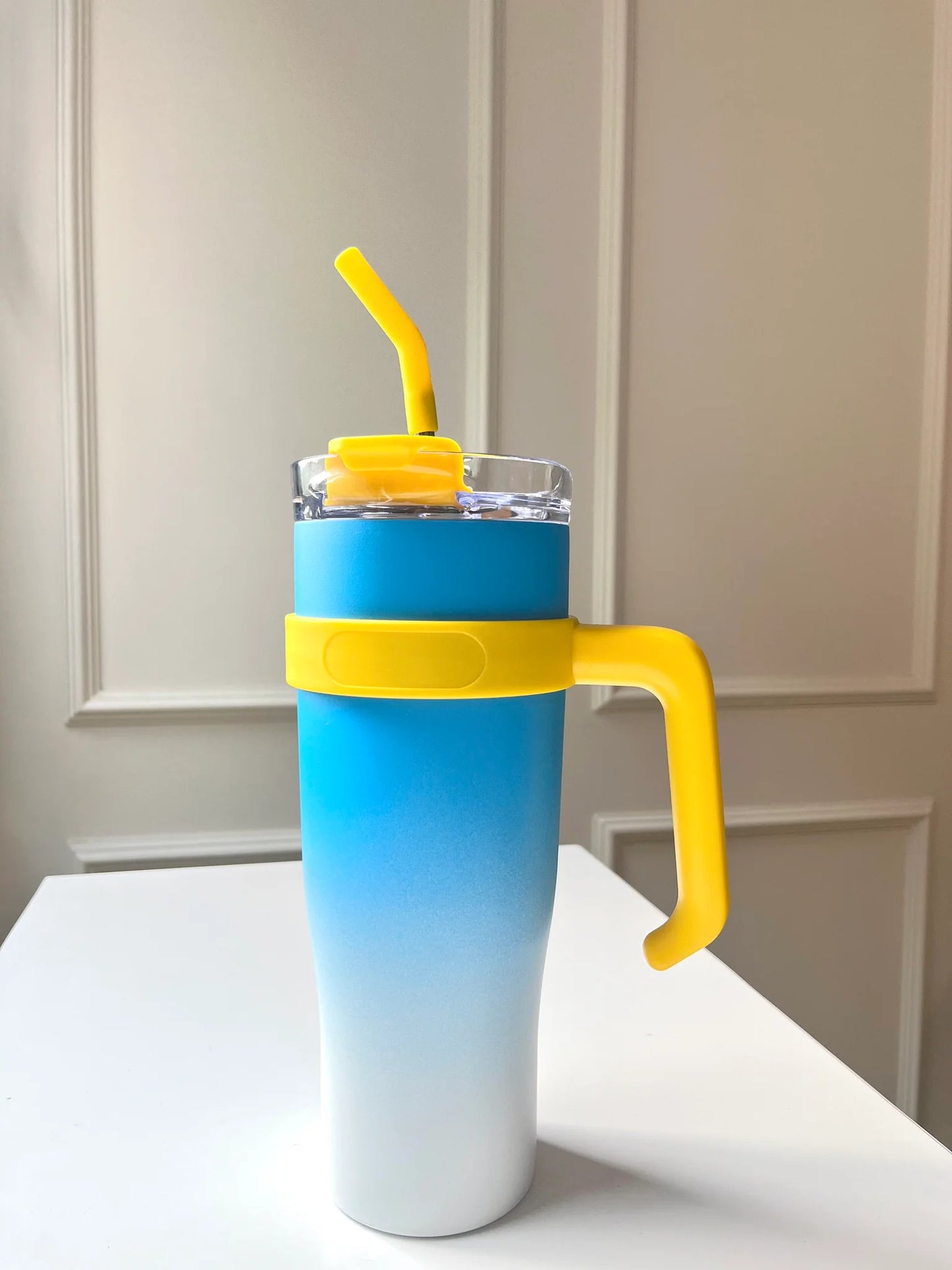 Ombre Jumbo Steel Tumbler with handle and straw 1200 ML